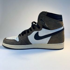 Jordan 1 High Travis Scott, Size 13M